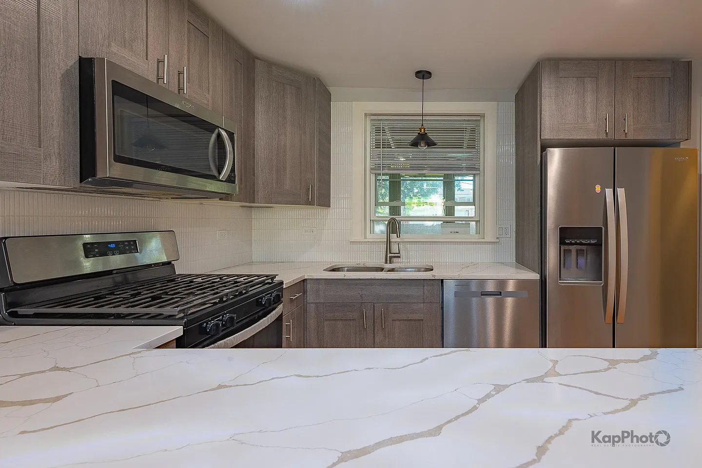 3 bed, 1193 sqft, $2,750 — Photo 4