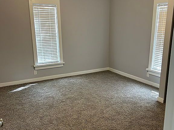 4th image of 405 Keeler Ave