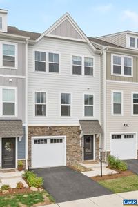 5961 McComb St, Crozet, VA, 22932