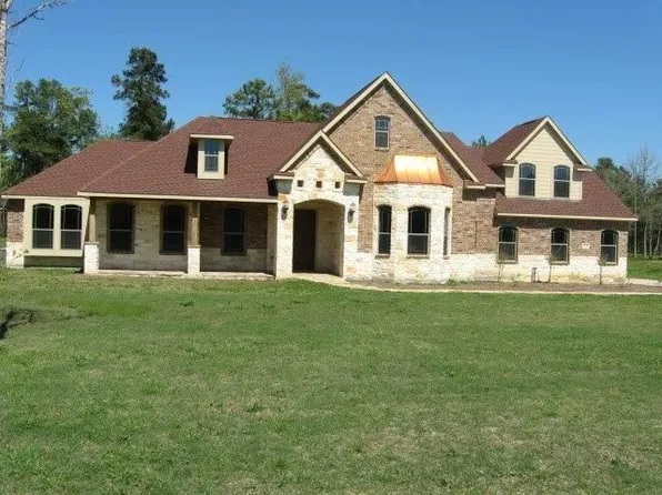 15644 Connie Ln, Montgomery, TX 77316