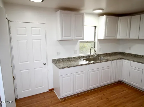11250 W Pinerose Rd, Tucson, AZ 85743