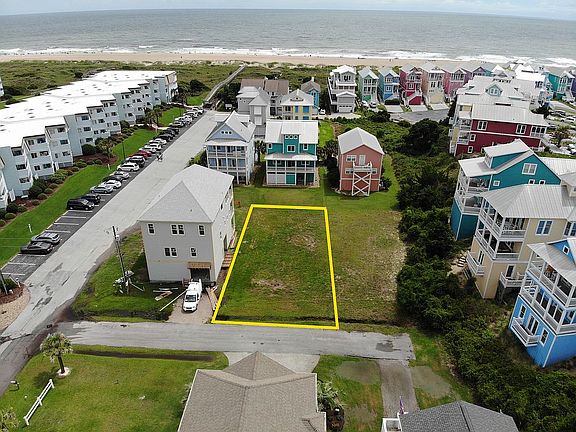 3rd image of 303 Cooper Avenue Ext