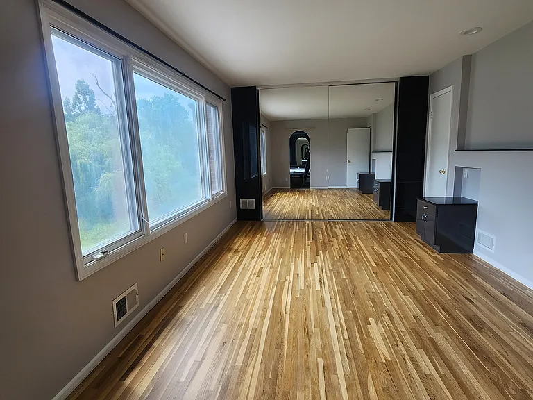 18 Mendham Ave — Photo 15