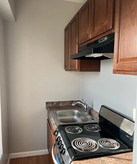 817 Main St #7 — Photo 8