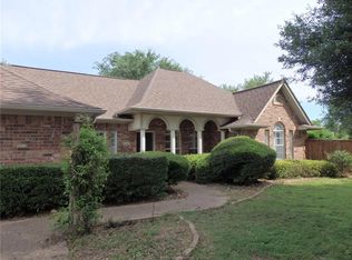 6350 Ethan Ln, Bryan, TX 77808