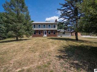 8255 Skiff Lake Rd, Jackson, MI 49201