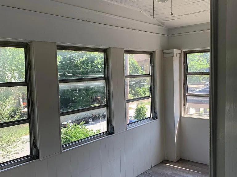 307 W 6th Ave #B — Photo 17