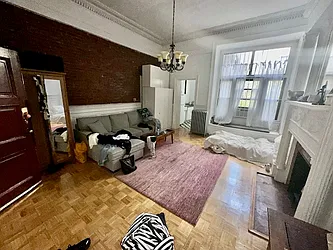 Rented by Ready Group