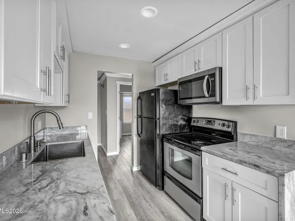 3925 Clear Acre Ln APT 190, Reno, NV 89512