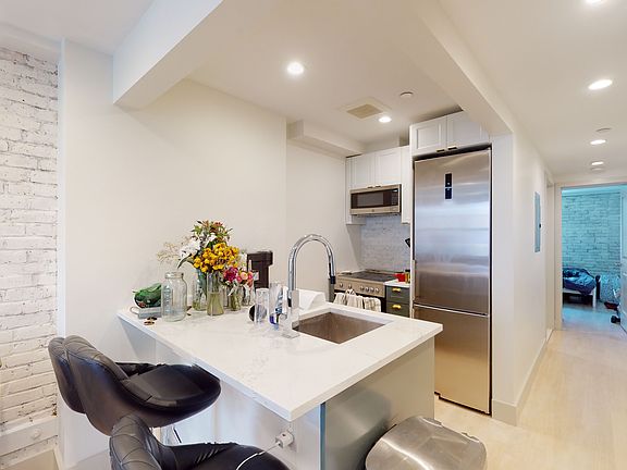 2nd image of 21 Avenue B APT 502