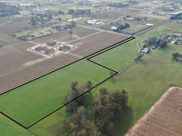 9349 E Jahant Rd, Acampo, CA 95220
