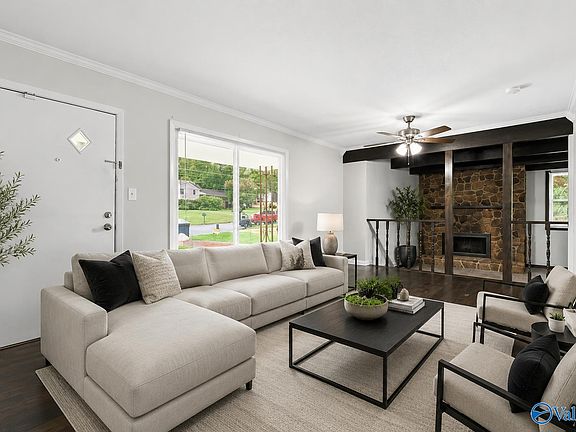 3rd image of 3614 Inglewood Dr NW
