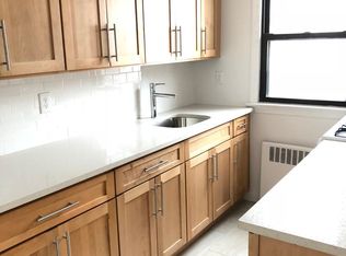 100 Cooper Dr APT 1B, New Rochelle, NY 10801