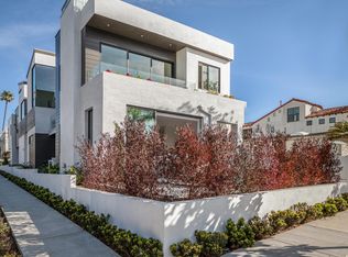 418 Fernleaf Ave, Corona Del Mar, CA 92625