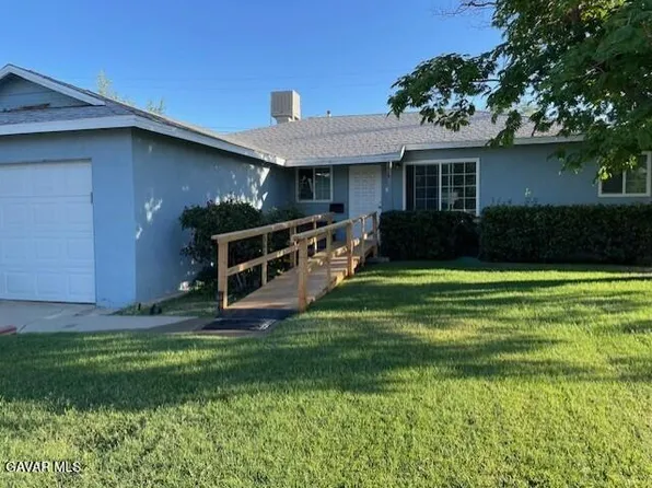 1015 W Avenue J7, Lancaster, CA 93534