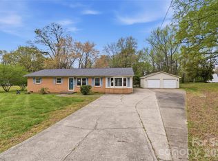 7323 Dallas Cherryville Hwy, Cherryville, NC 28021