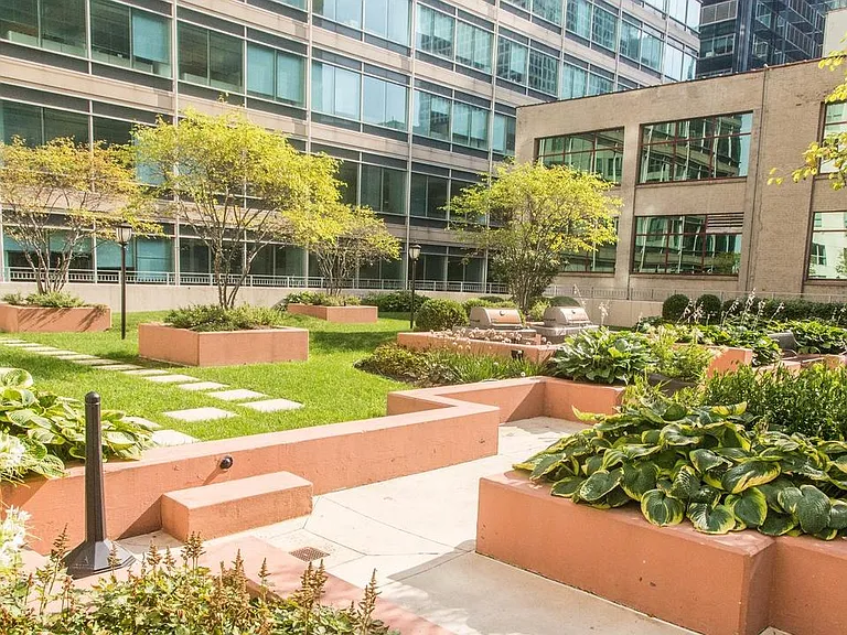 125 S Jefferson St #1508 — Photo 4