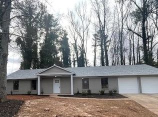 2048 Quilt Ct, Lithonia, GA 30058