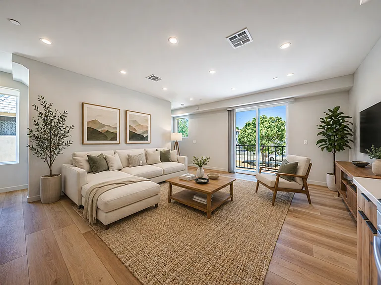 Rare Brand New Luxury Townhomes in Trendy Highland Park — Photo 33
