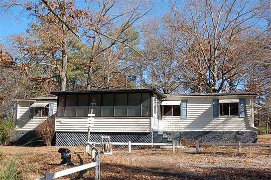 2nd image of 528 Sullivan Rd