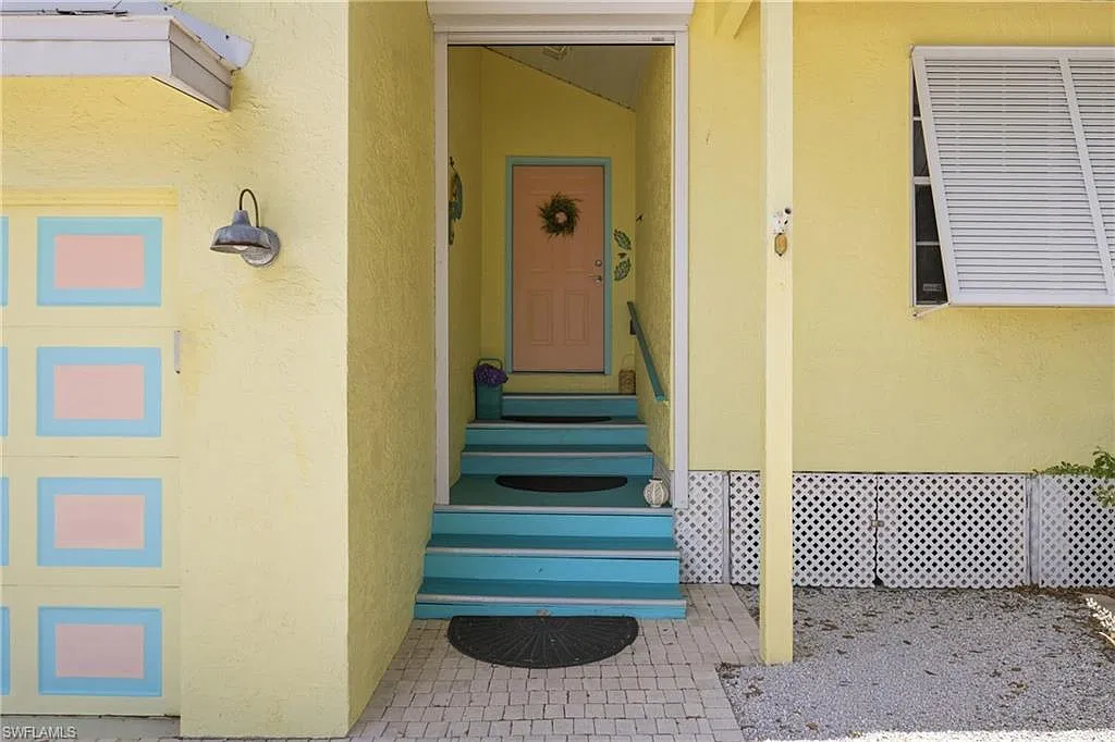 3 bed, 2.0 bath, 1333 sqft, $2,500 — Photo 4