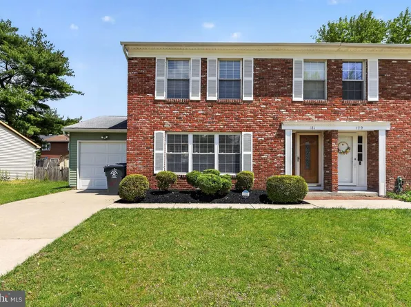 181 Peregrine Dr, Voorhees, NJ 08043