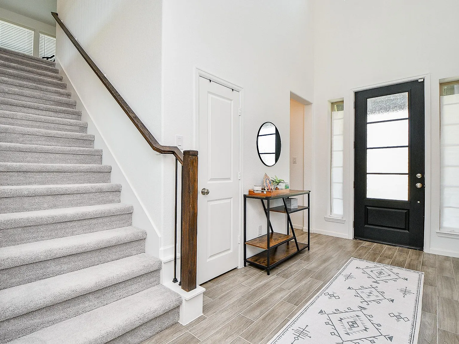 4 bed, 3.5 bath, 2752 sqft, $3,100 — Photo 4
