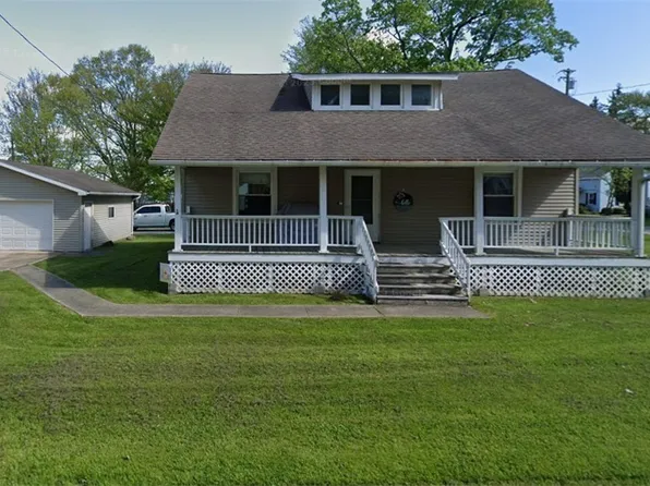 31 High St, Orwell, OH 44076