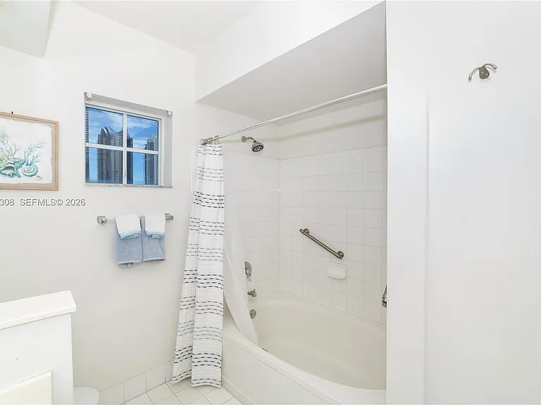 17150 N Bay Rd #2914 — Photo 37