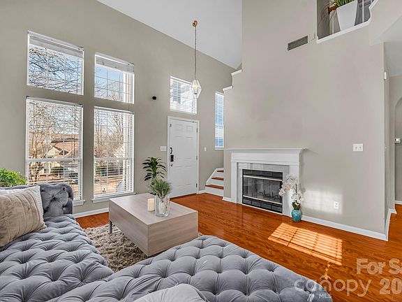 5th image of 8622 Woodhill Manor Ct