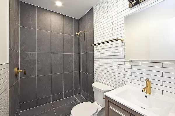 Rented by Abode Residential LLC | media 9