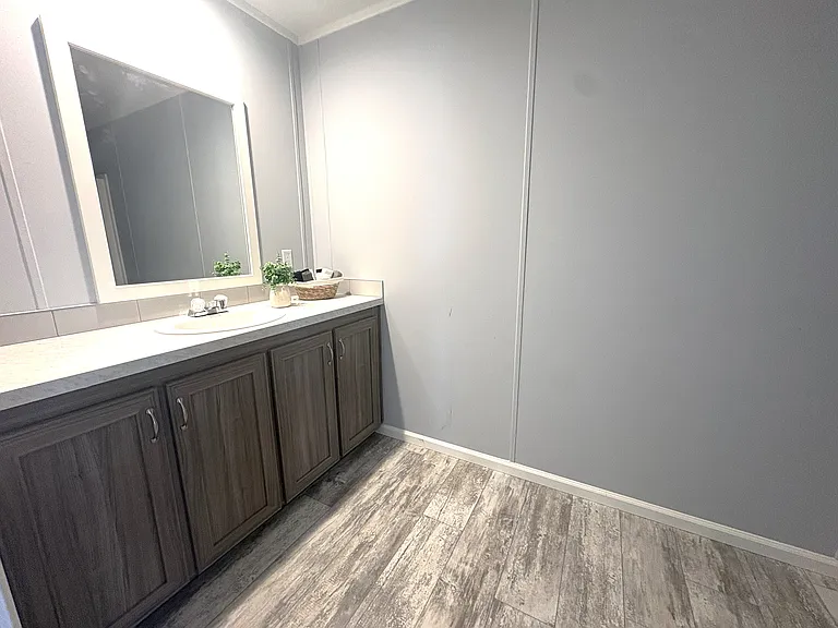 Oakview Estates — Photo 23