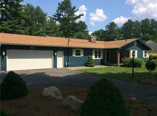 15 Kingswood Dr, Coventry, RI 02816