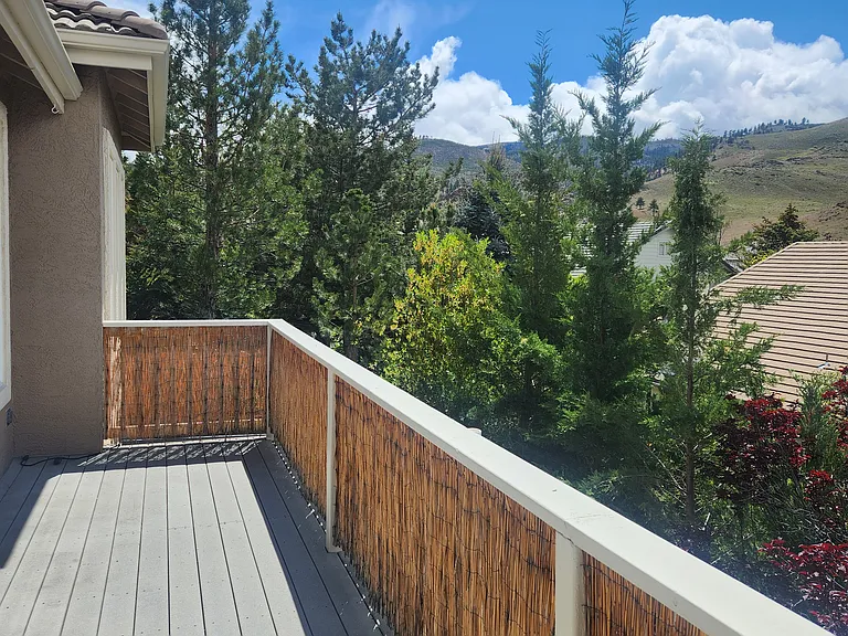 4742 Village Green Pkwy — Photo 26
