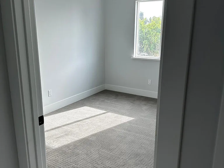 1100 Jean Ave #B — Photo 2