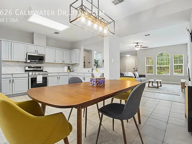 2626 Calmwater Dr — Photo 16