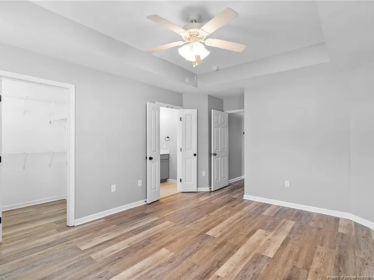 118 Newport Ct — Photo 16