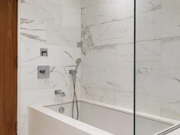 151 West 21st Street image 8 of 10