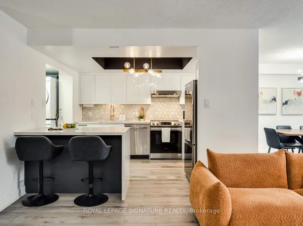 271 Ridley Blvd #108, Toronto, ON M5M 4N1
