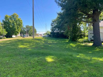 Lafayette St #8, Shawano, WI, 54166