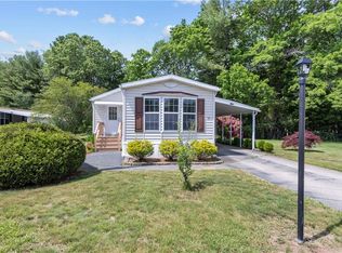 33 Lane #F, Coventry, RI 02816