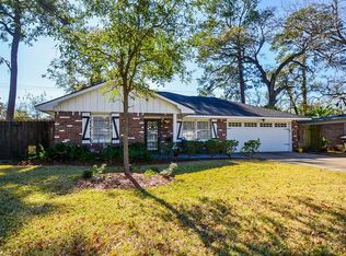 10155 Brinwood Dr, Houston, TX 77043