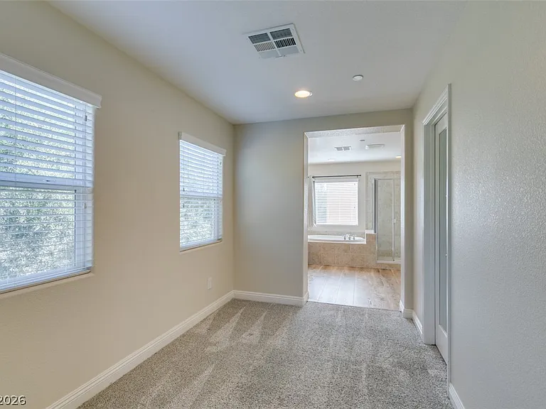 2884 Green Falls Ave — Photo 32