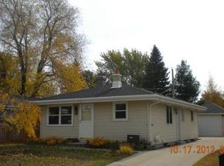 1421 Macarthur Ave, Sheboygan, WI 53083
