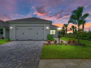 8101 Sternway Rd, Sarasota, FL 34240