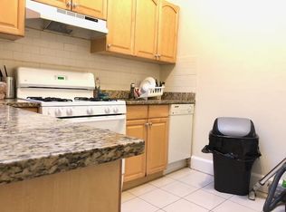 60 Bay State Rd, Quincy, MA 02171