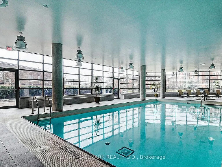 38 Joe Shuster Way W #709 — Photo 27