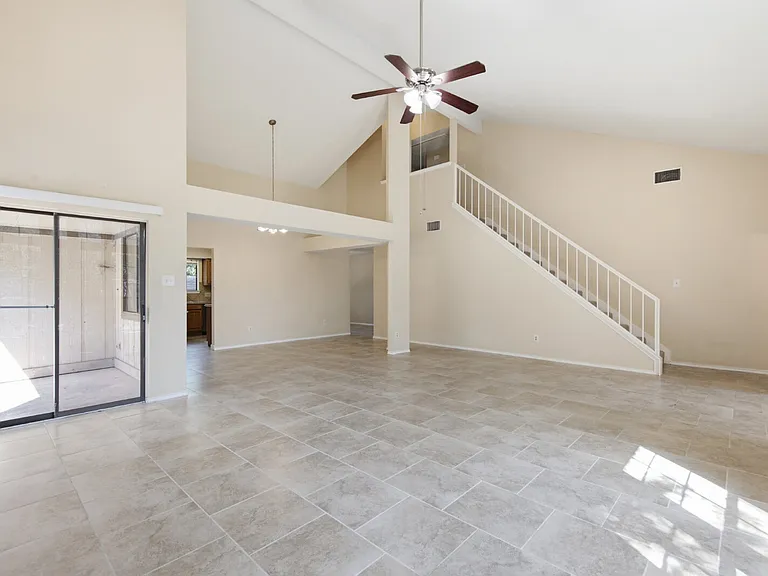 6700 Shiner St — Photo 8