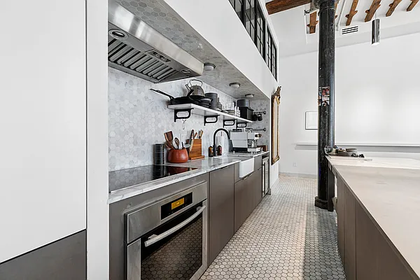 Sold by Casa Blanca Real Estate | media 3