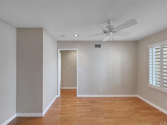 4th image of 3263 W Sierra Dr
